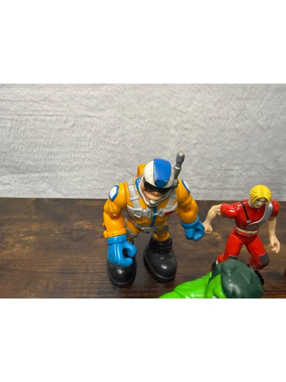 Marvel & Action Hero Lot - Hulk & Assorted Figures - Mixed Sizes